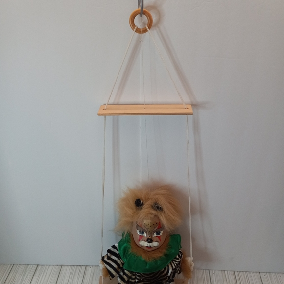 Vintage Porcelain Clown Tiger Acrobat Circus Swing Performer Doll - Picture 6 of 7